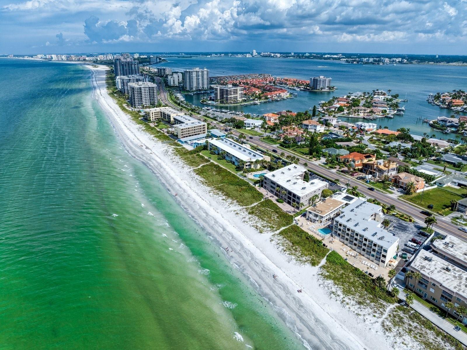 3200 GULF BLVD #201, BELLEAIR BEACH, FL, 33786