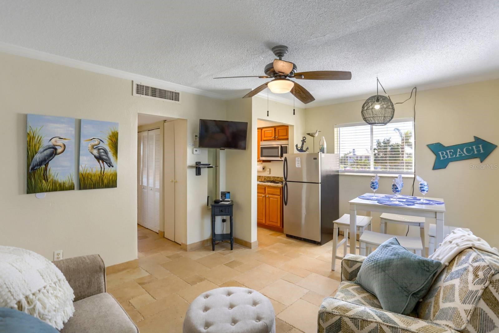 3200 GULF BLVD #201, BELLEAIR BEACH, FL, 33786