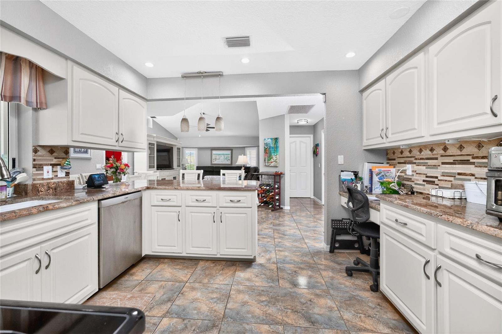 100 ANGOL ST, PUNTA GORDA, FL, 33983