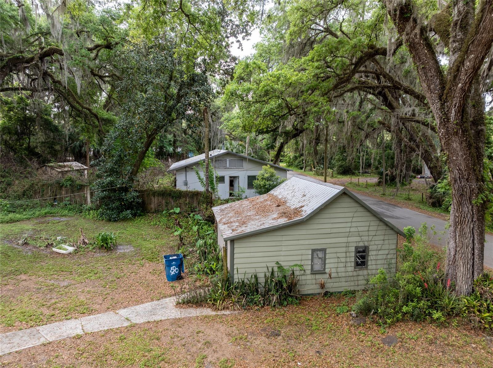 520 DESOTO AVE, DE LEON SPRINGS, FL, 32130