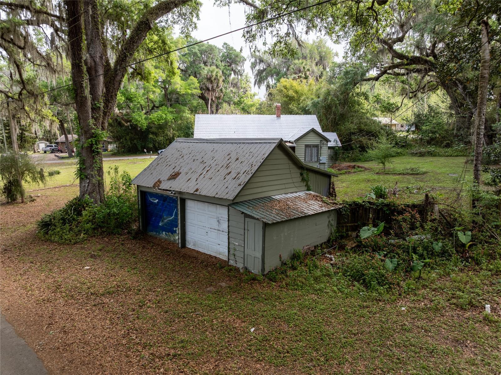 520 DESOTO AVE, DE LEON SPRINGS, FL, 32130