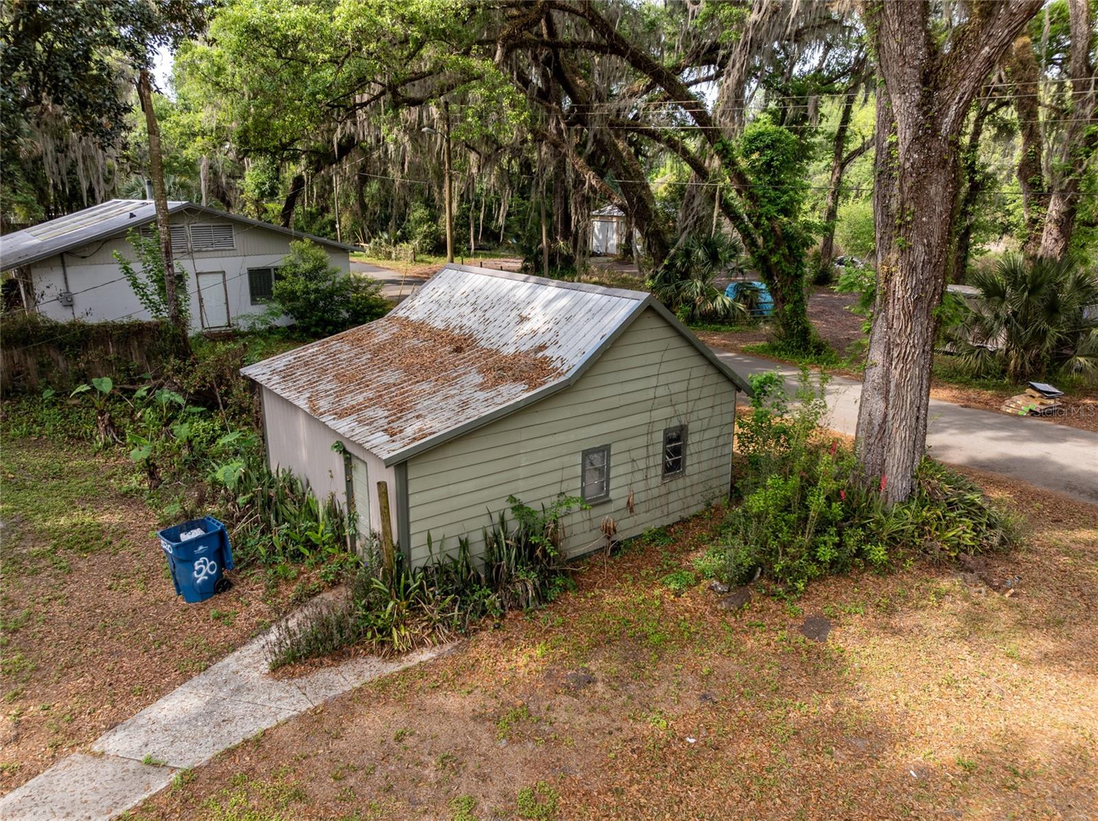 520 DESOTO AVE, DE LEON SPRINGS, FL, 32130