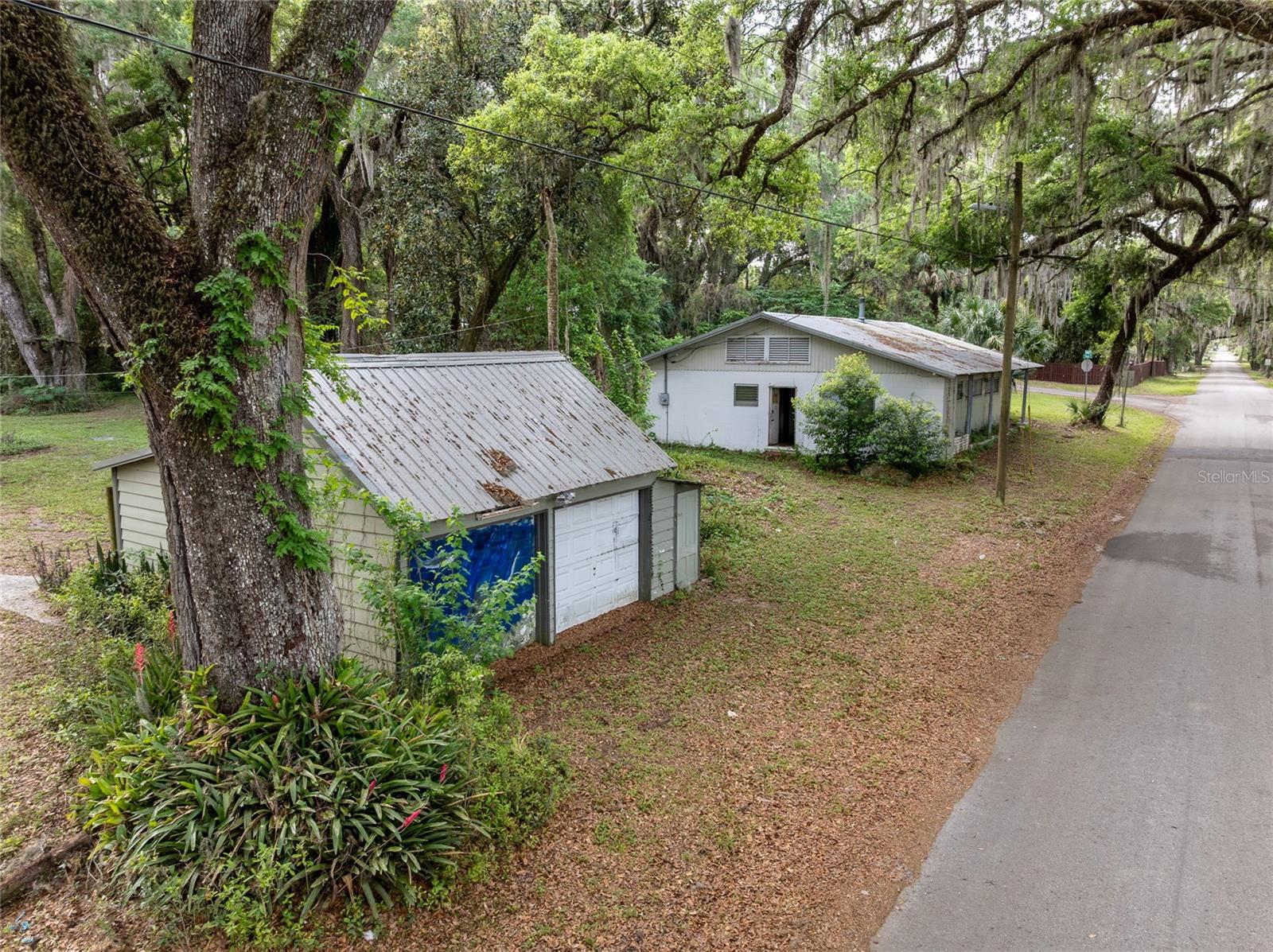 520 DESOTO AVE, DE LEON SPRINGS, FL, 32130