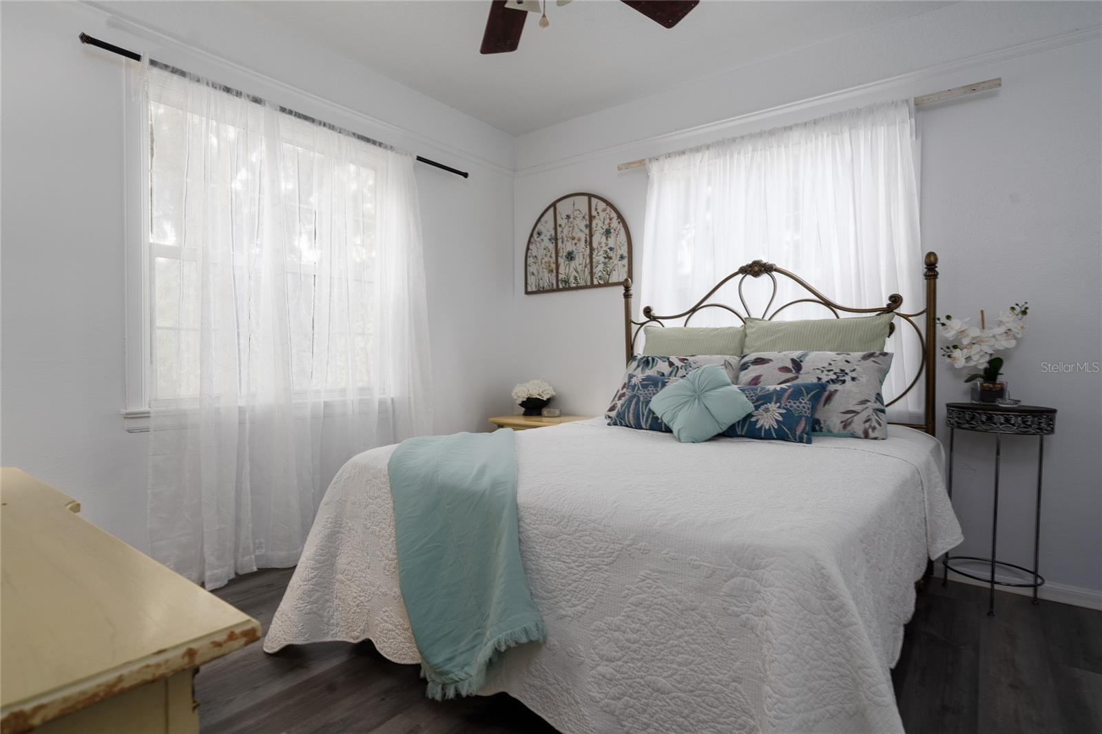520 DESOTO AVE, DE LEON SPRINGS, FL, 32130