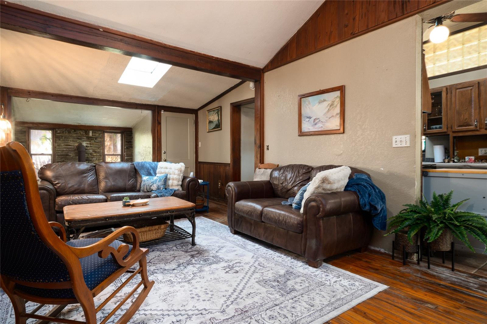 5560 PARK AVE, DE LEON SPRINGS, FL, 32130