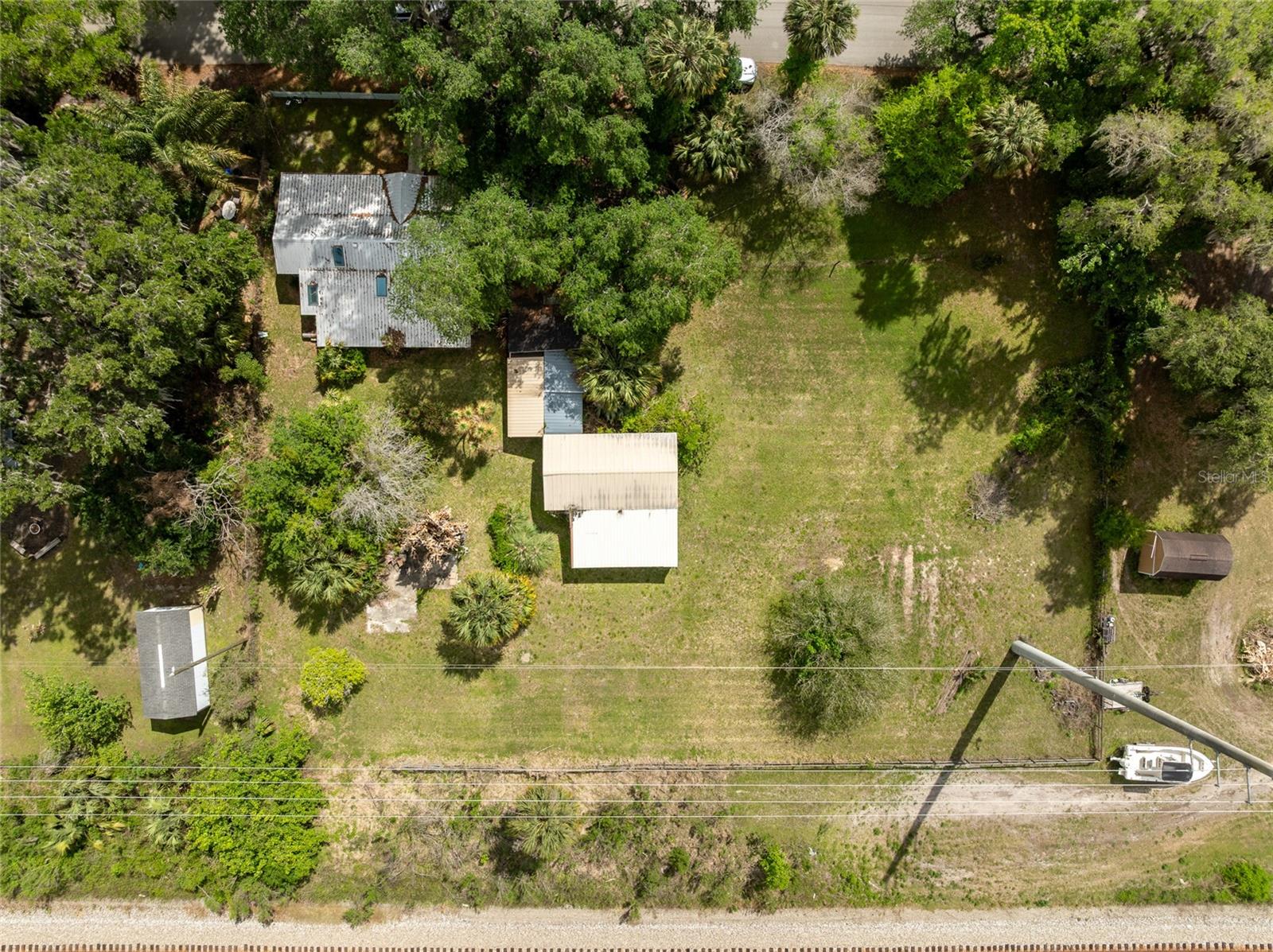 5560 PARK AVE, DE LEON SPRINGS, FL, 32130