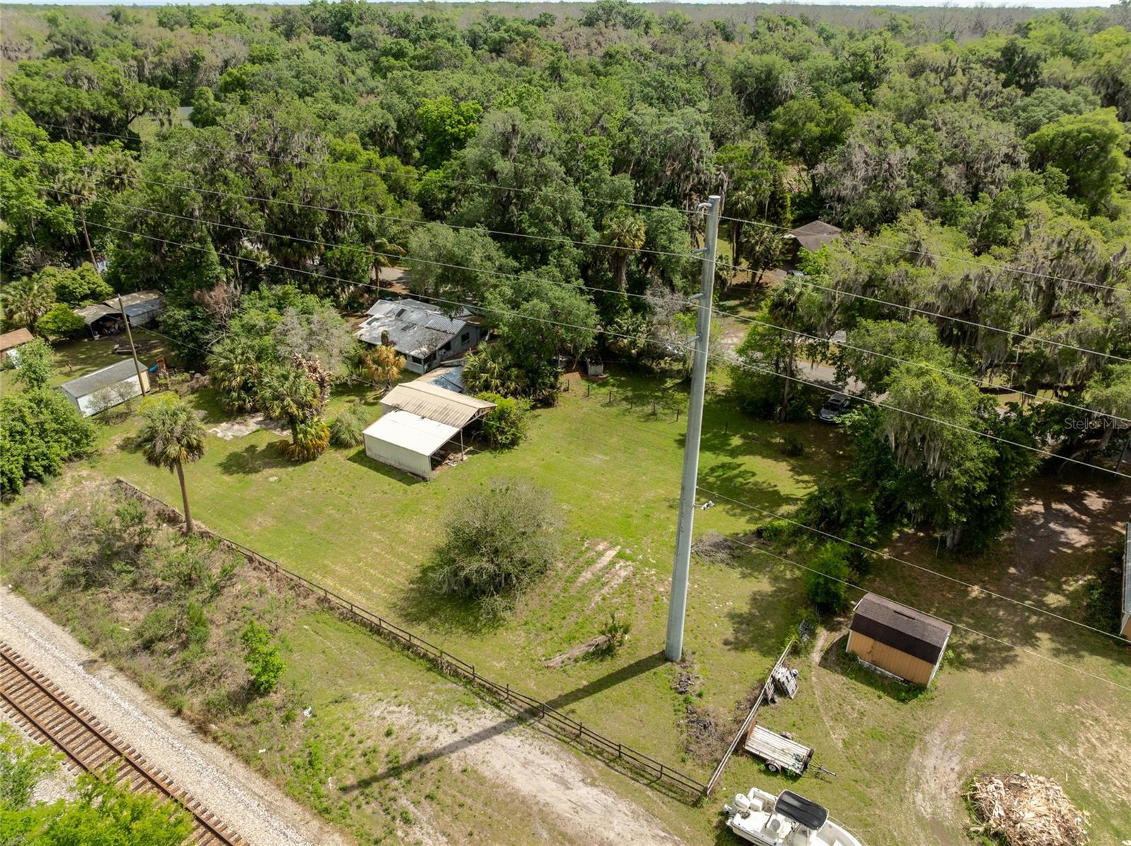 5560 PARK AVE, DE LEON SPRINGS, FL, 32130