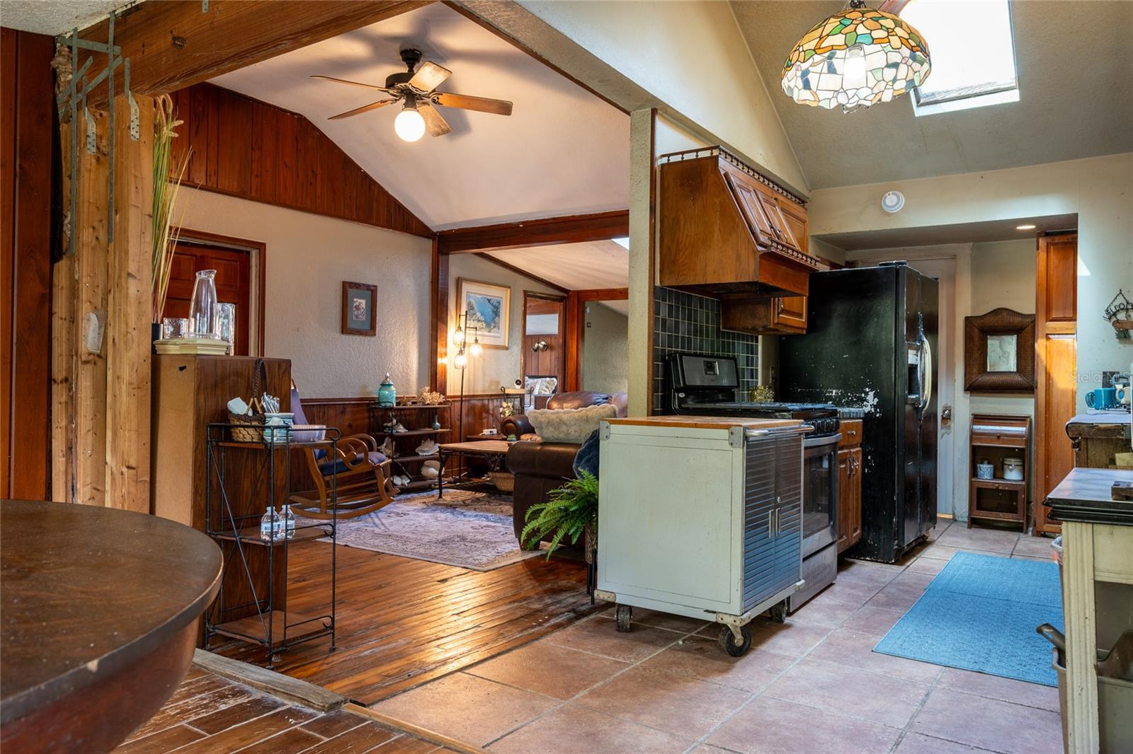 5560 PARK AVE, DE LEON SPRINGS, FL, 32130