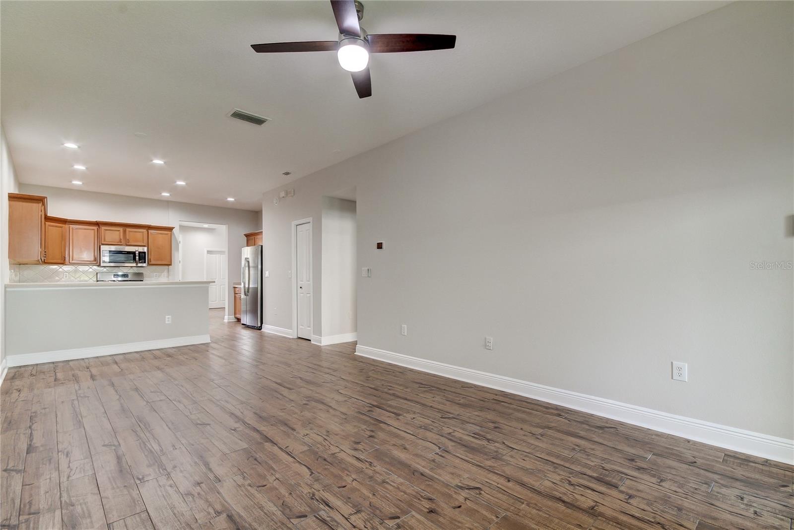 14606 BOURNEMOUTH RD, TAMPA, FL, 33626