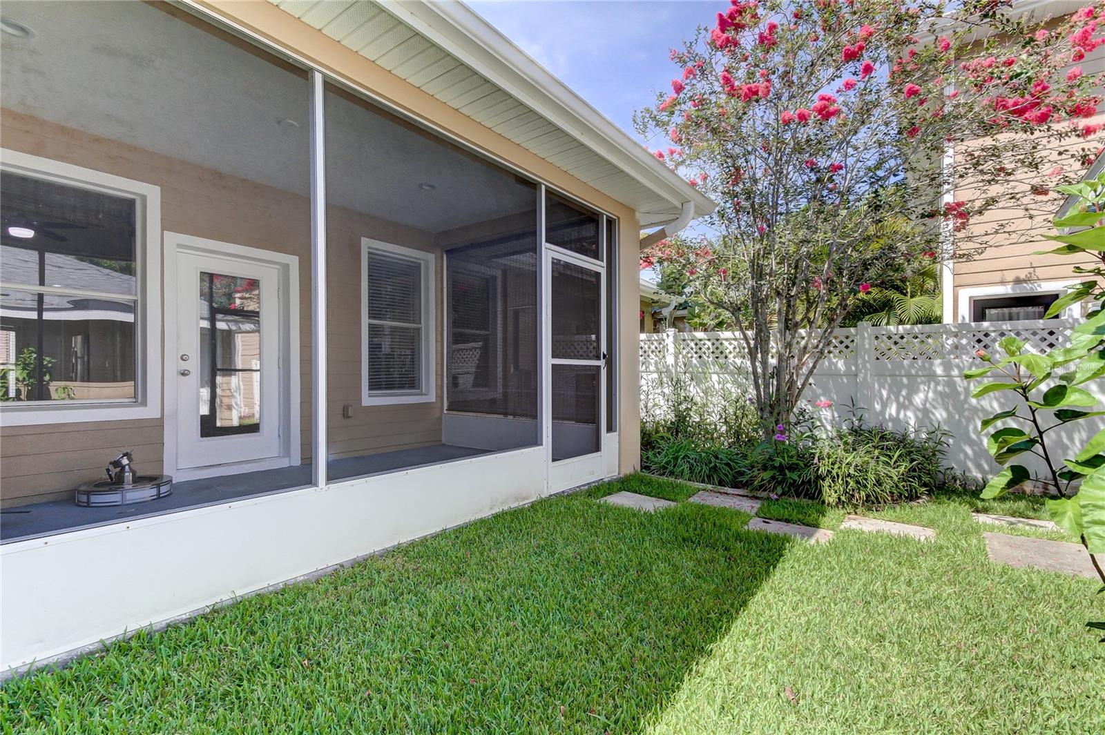 14606 BOURNEMOUTH RD, TAMPA, FL, 33626