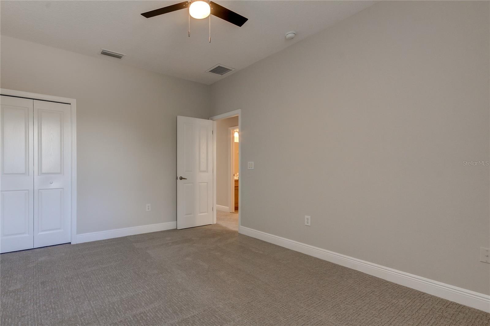 14606 BOURNEMOUTH RD, TAMPA, FL, 33626