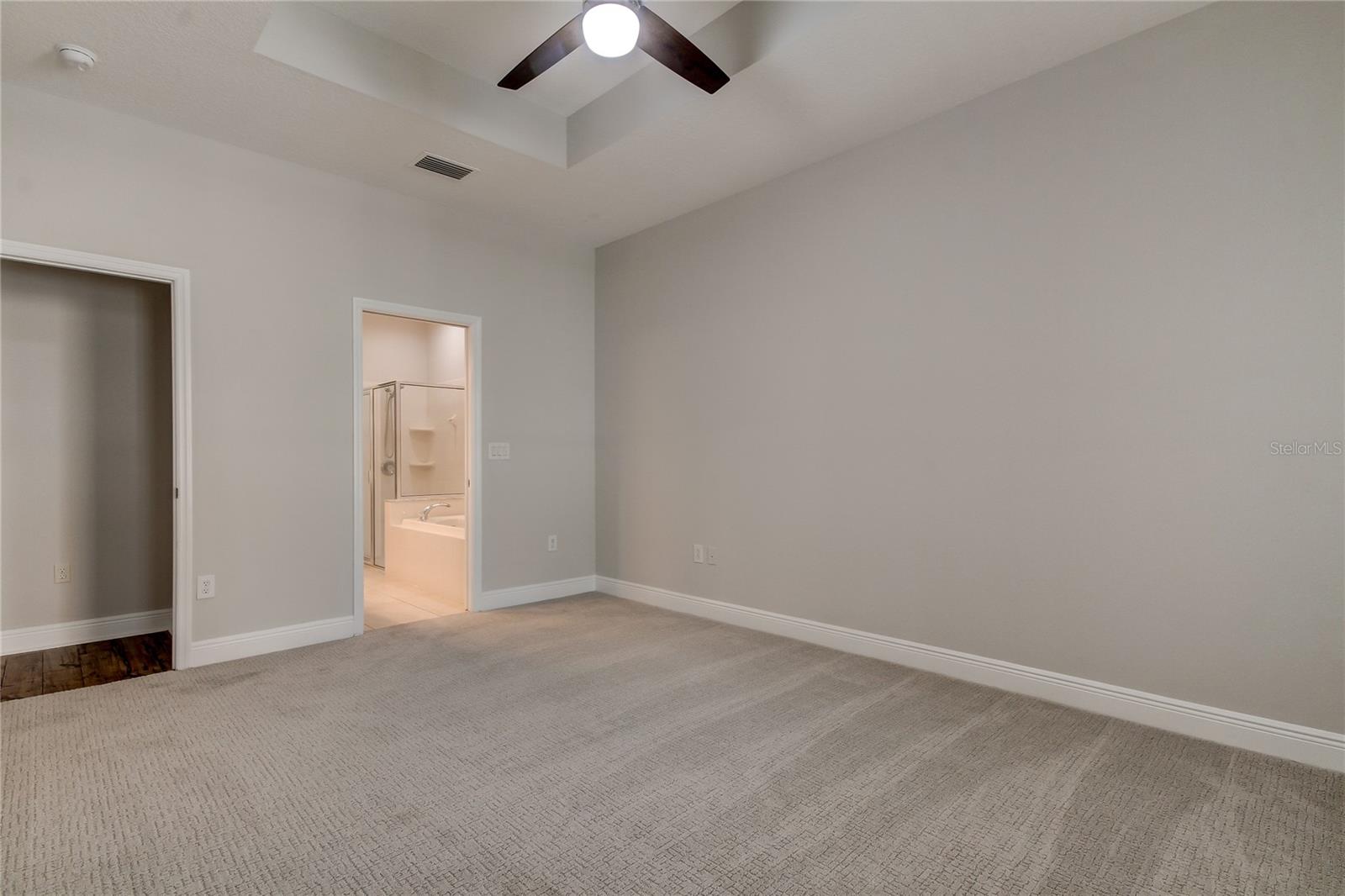 14606 BOURNEMOUTH RD, TAMPA, FL, 33626