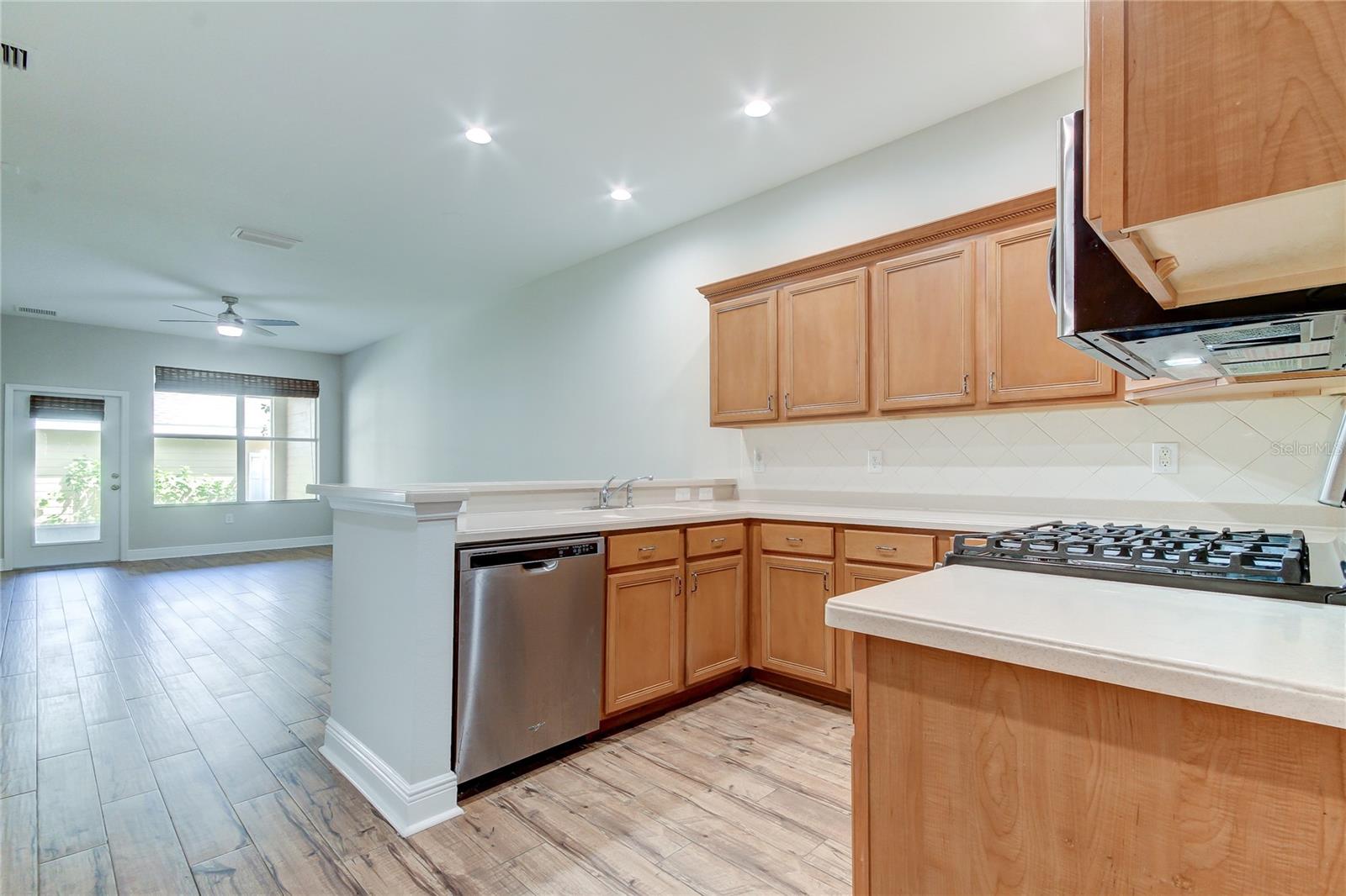 14606 BOURNEMOUTH RD, TAMPA, FL, 33626