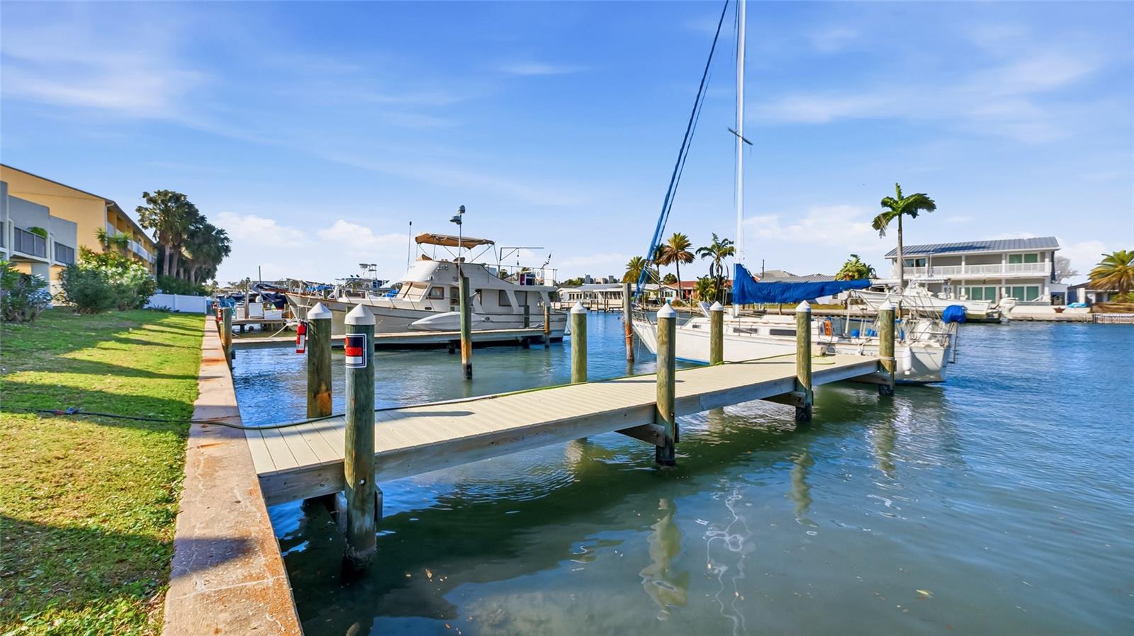 318 WINDRUSH BLVD #9, INDIAN ROCKS BEACH, FL, 33785