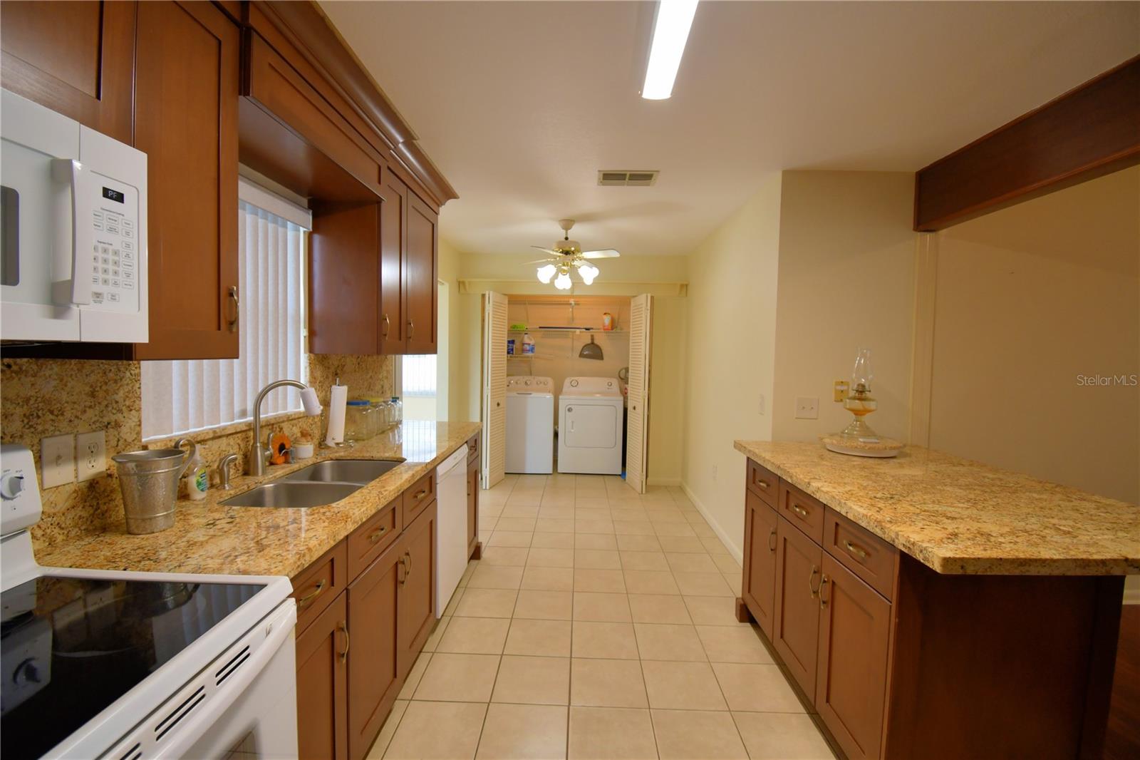 1690 COLONNADES CIR N, LAKELAND, FL, 33811