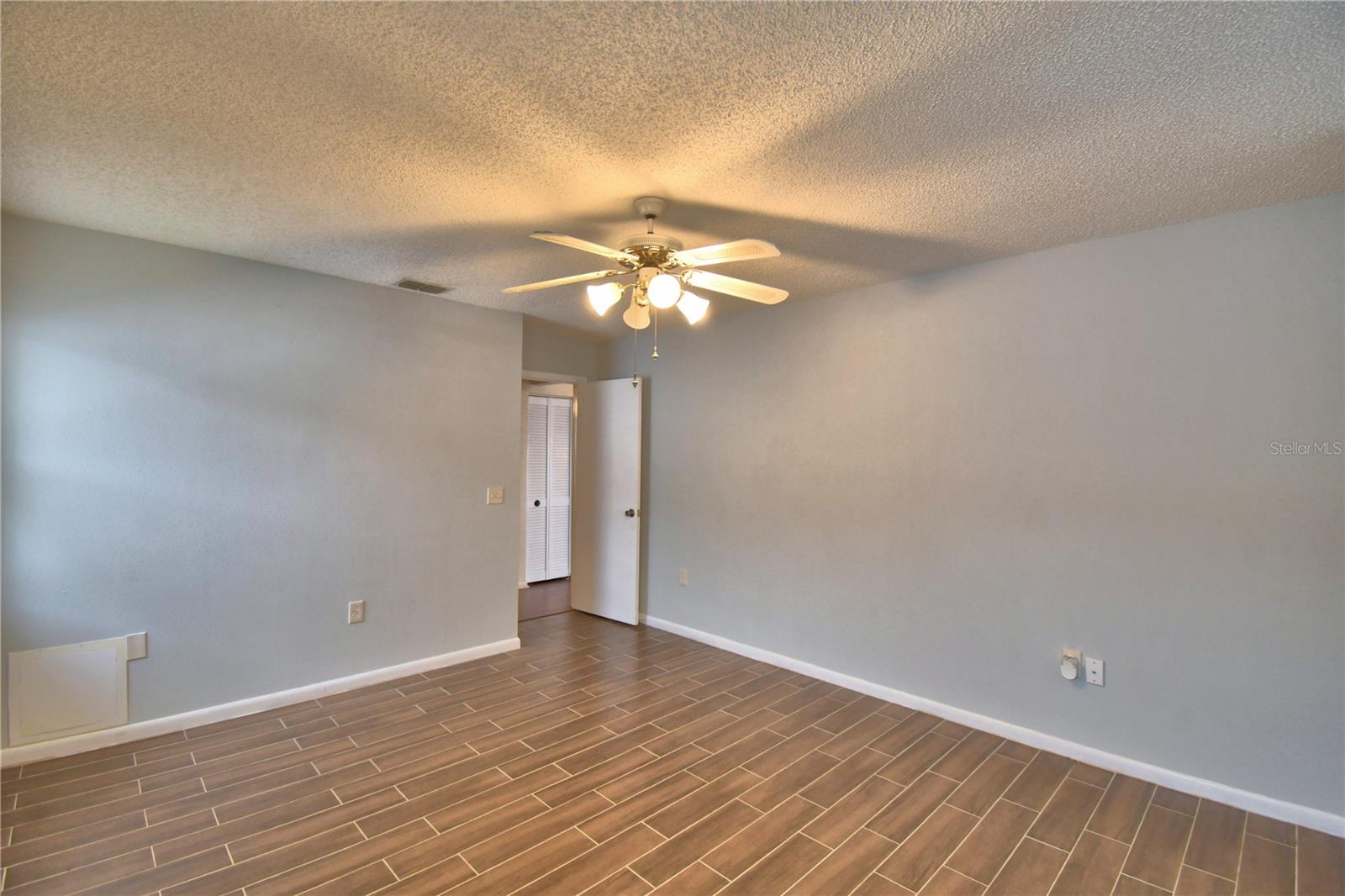 1690 COLONNADES CIR N, LAKELAND, FL, 33811