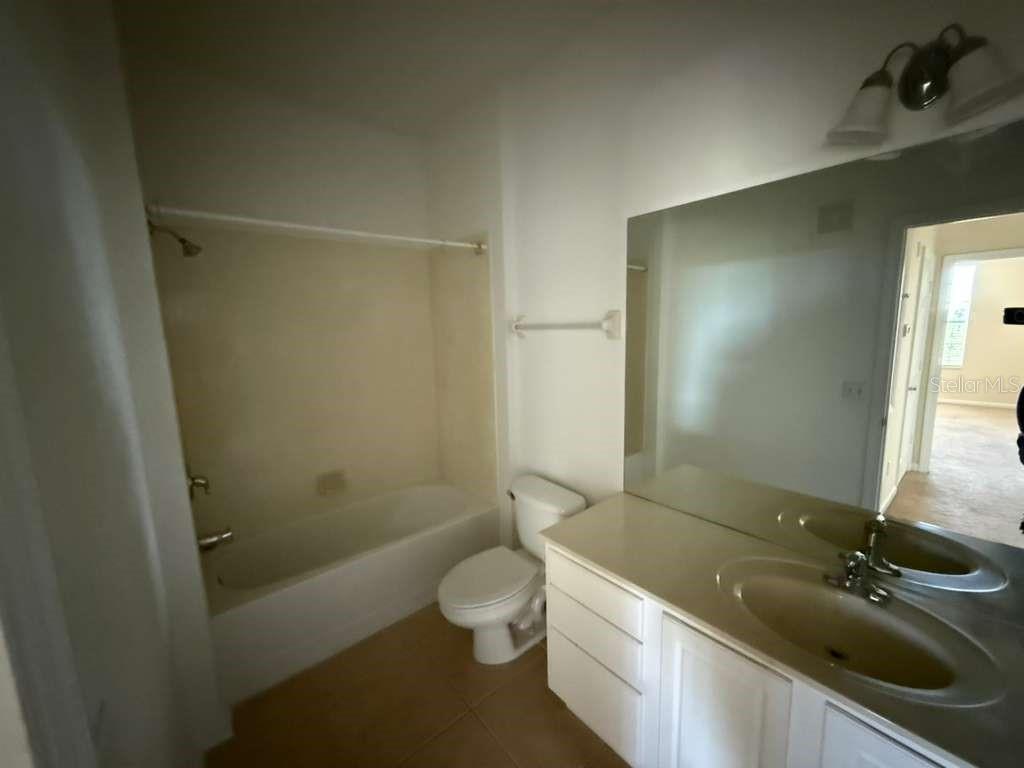 2484 SAN TECLA ST #402, ORLANDO, FL, 32835