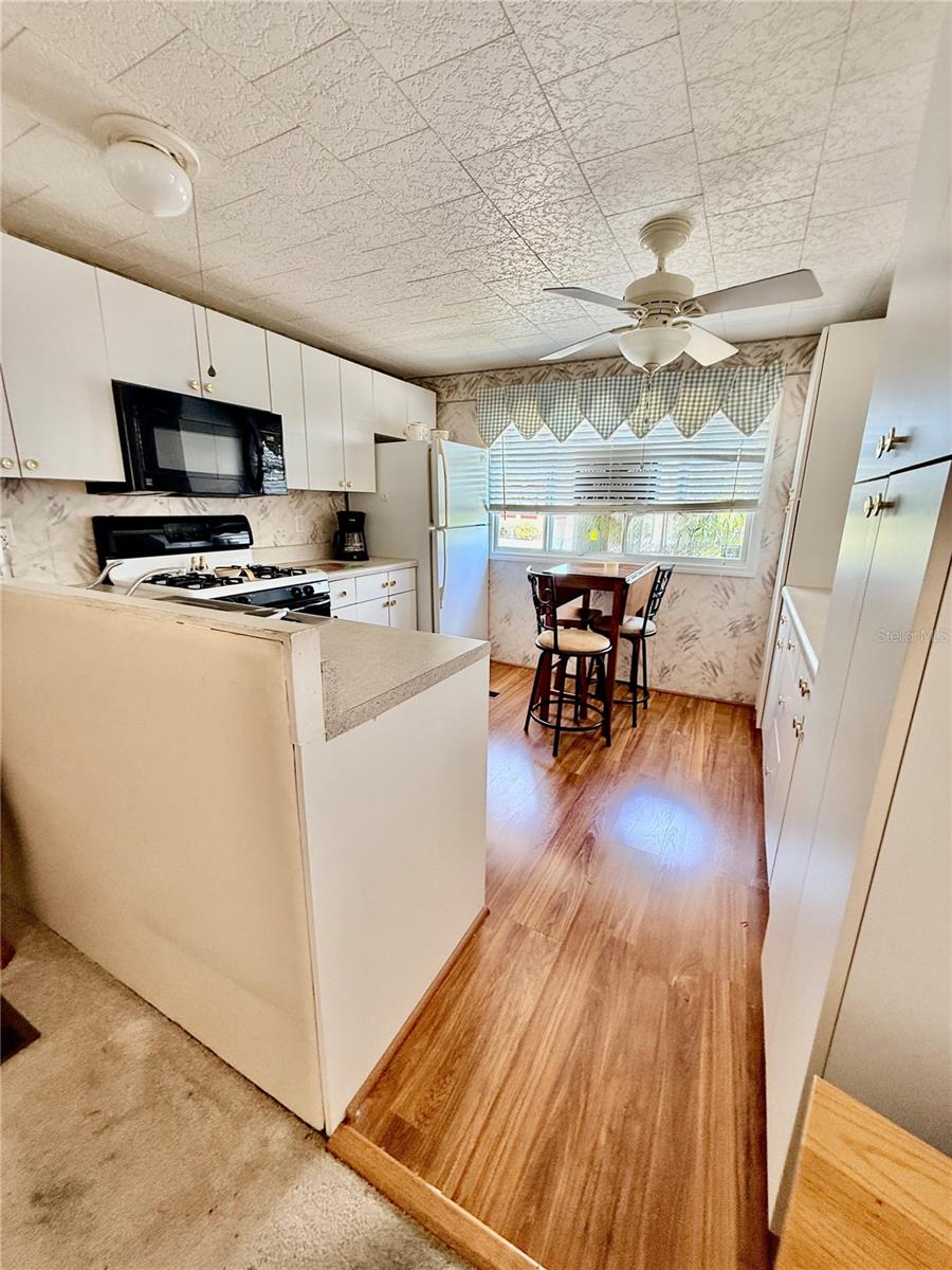 651 54TH LN S #14, GULFPORT, FL, 33707