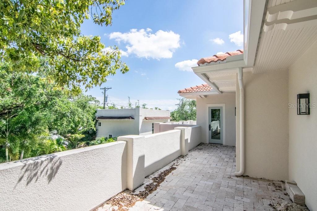 TB8489135 Property Photo