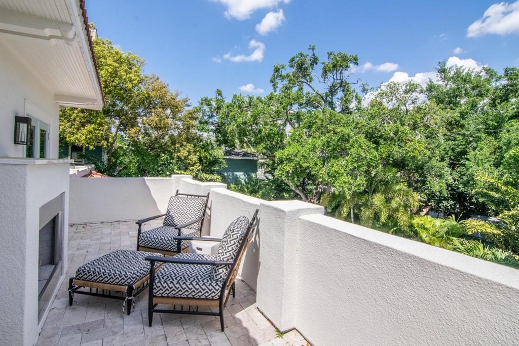 TB8489135 Property Photo