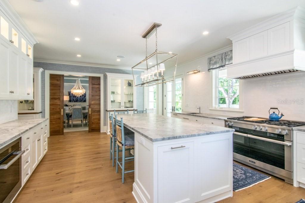 TB8489135 Property Photo