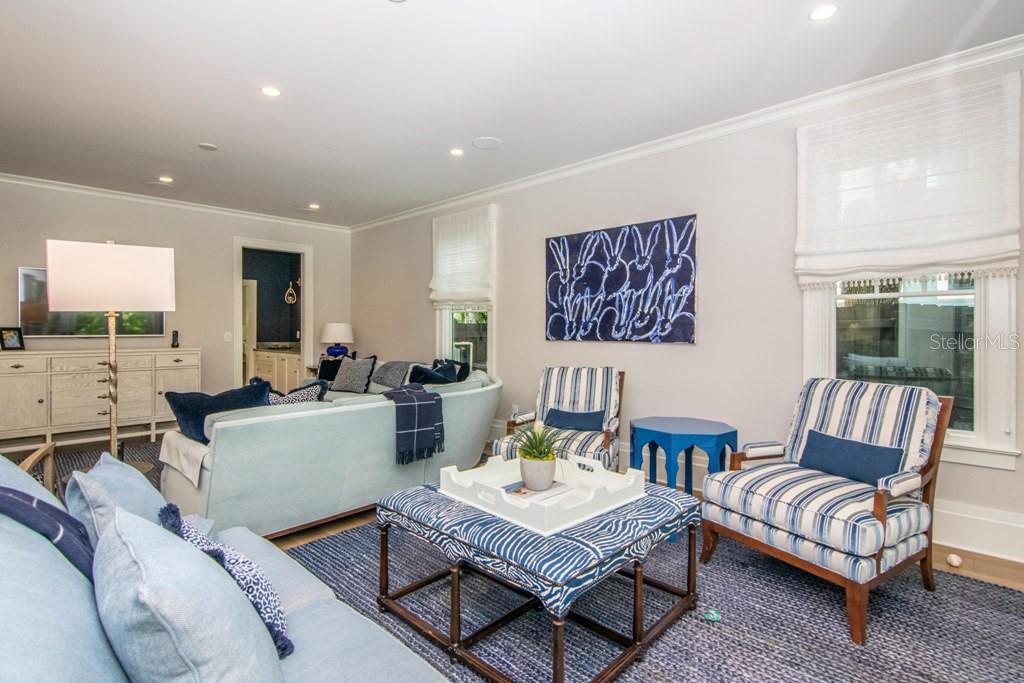 TB8489135 Property Photo