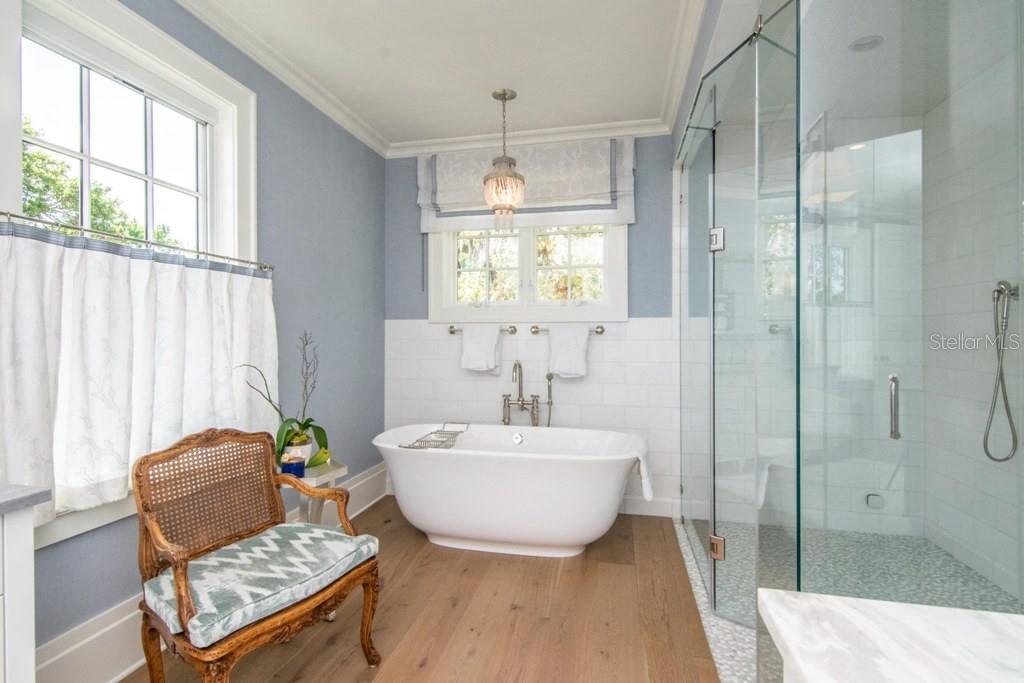 TB8489135 Property Photo