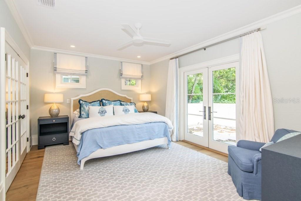 TB8489135 Property Photo