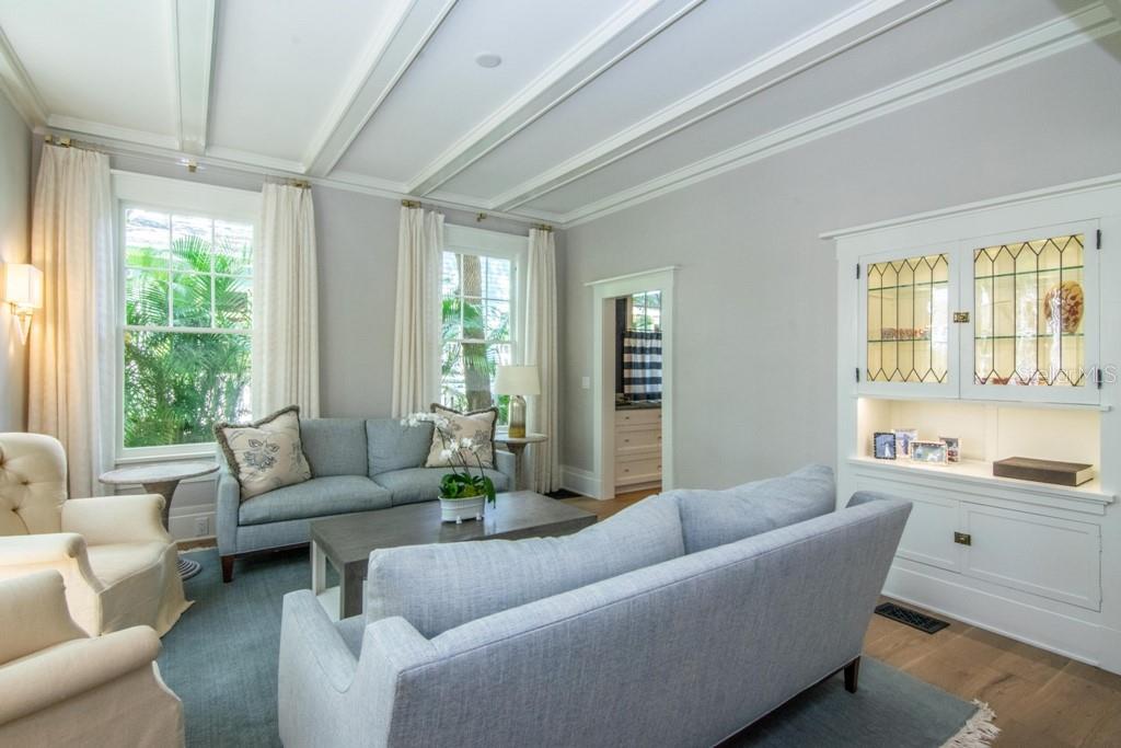 TB8489135 Property Photo