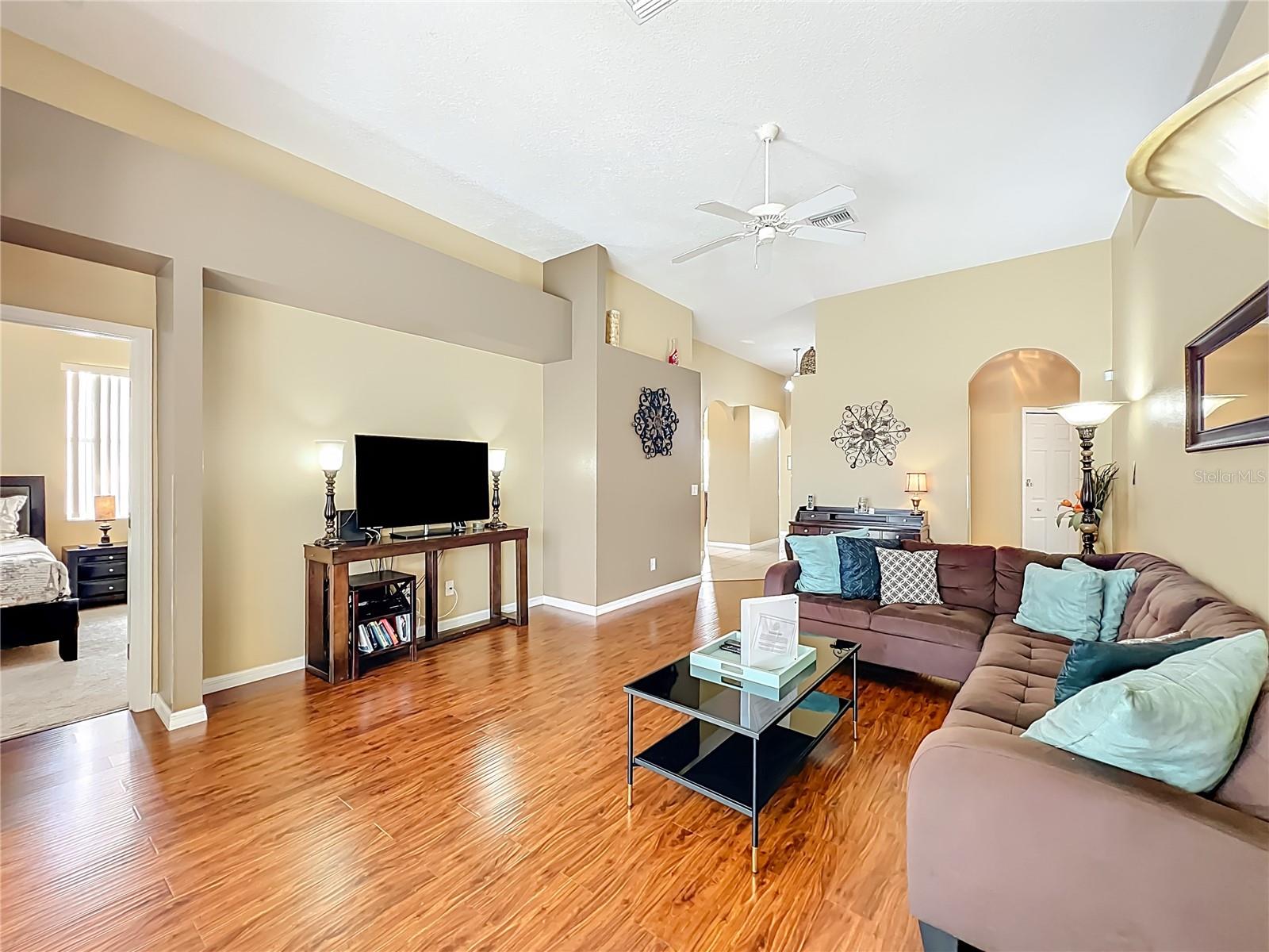 520 ORISTA DR, DAVENPORT, FL, 33897
