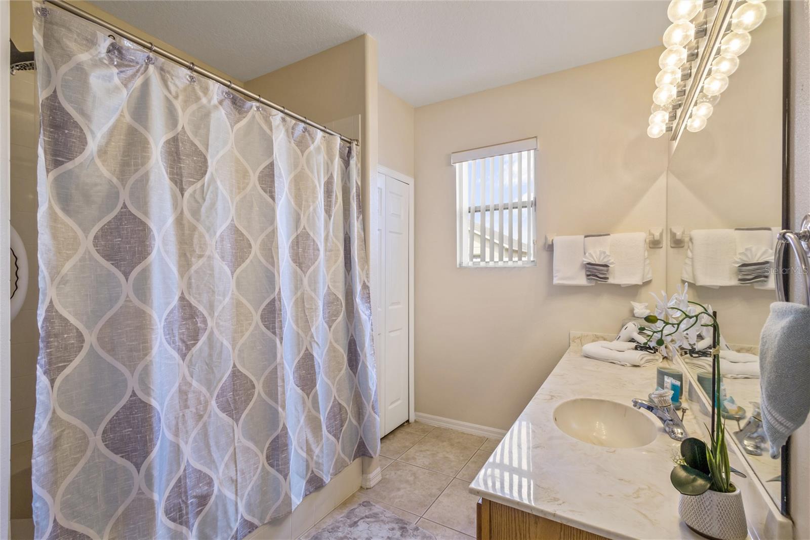 422 GRAYSTONE BLVD, DAVENPORT, FL, 33837