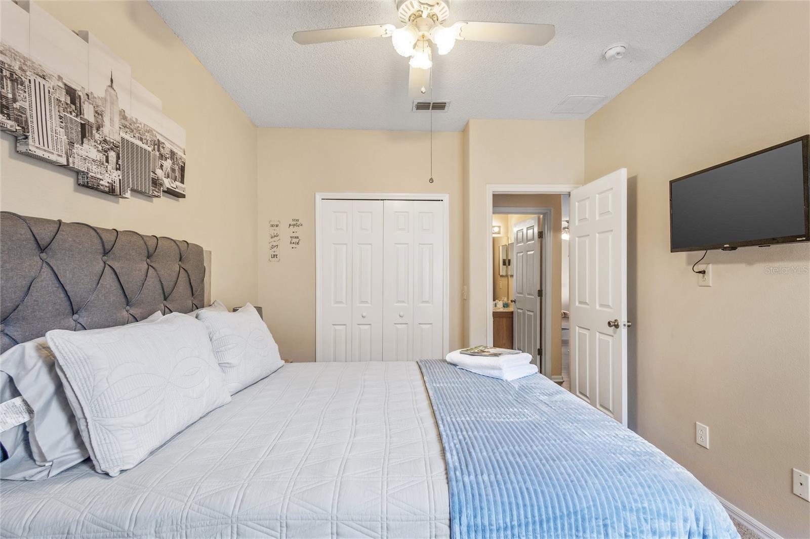 422 GRAYSTONE BLVD, DAVENPORT, FL, 33837