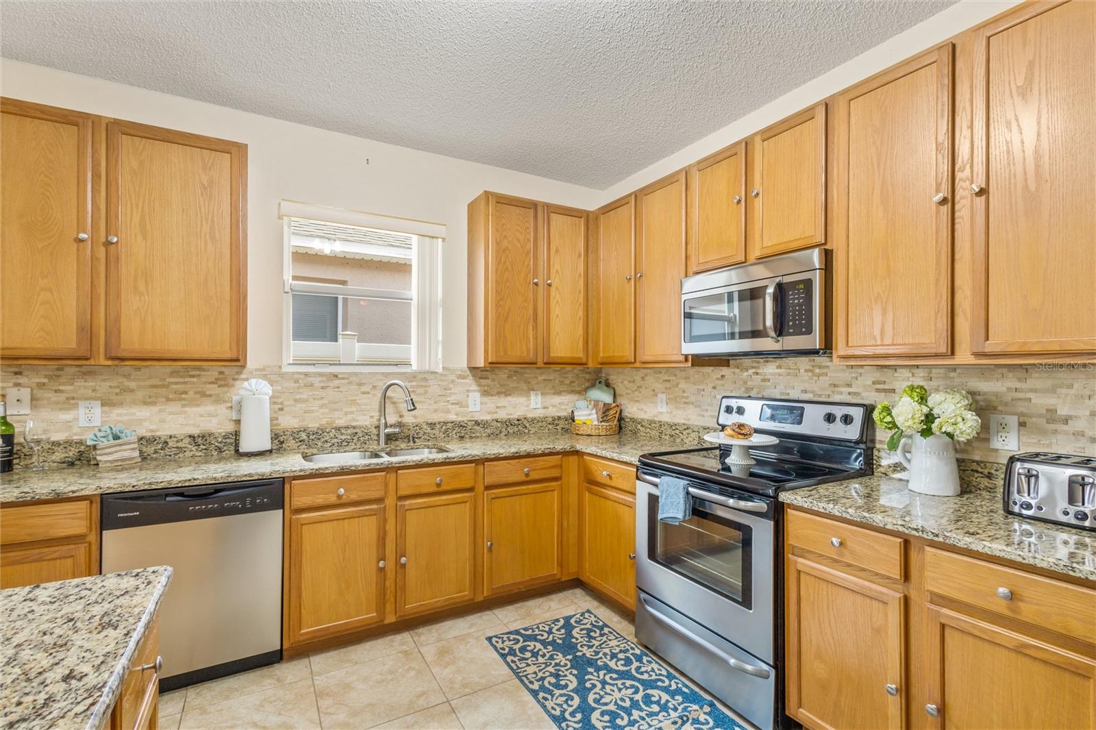 422 GRAYSTONE BLVD, DAVENPORT, FL, 33837