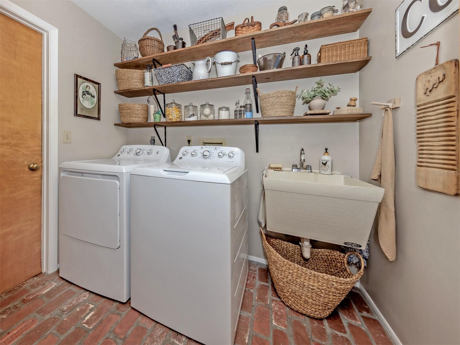 1345 OLYMPIA RD, VENICE, FL, 34293