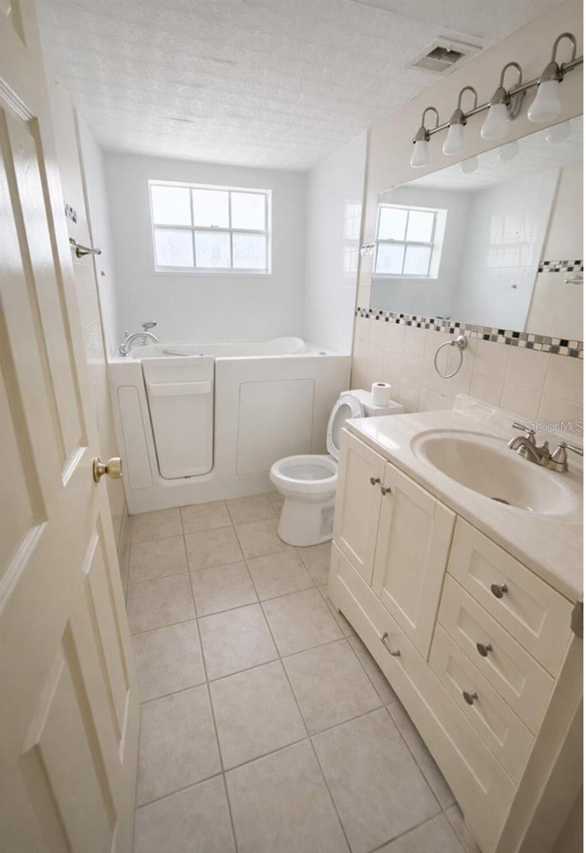 8702 VILLAGE MILL ROW, HUDSON, FL, 34667