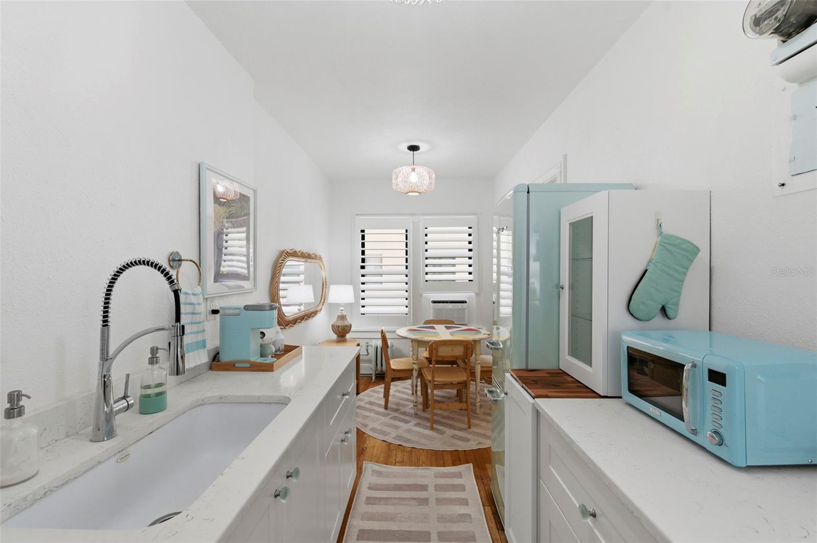 130 4TH AVE N #106, ST PETERSBURG, FL, 33701