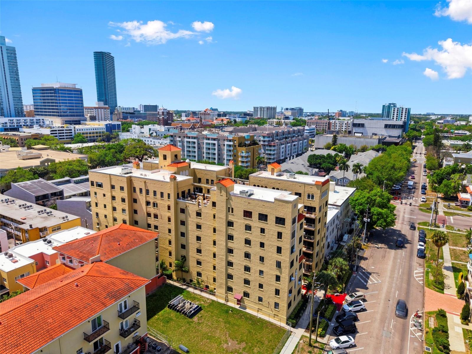 130 4TH AVE N #106, ST PETERSBURG, FL, 33701