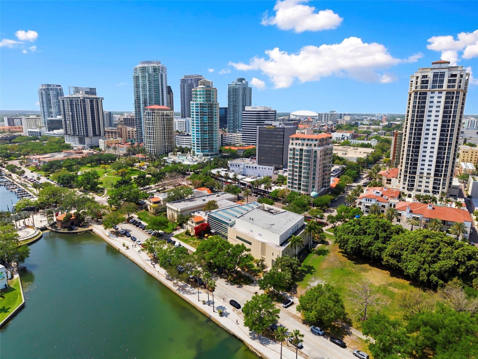 130 4TH AVE N #106, ST PETERSBURG, FL, 33701