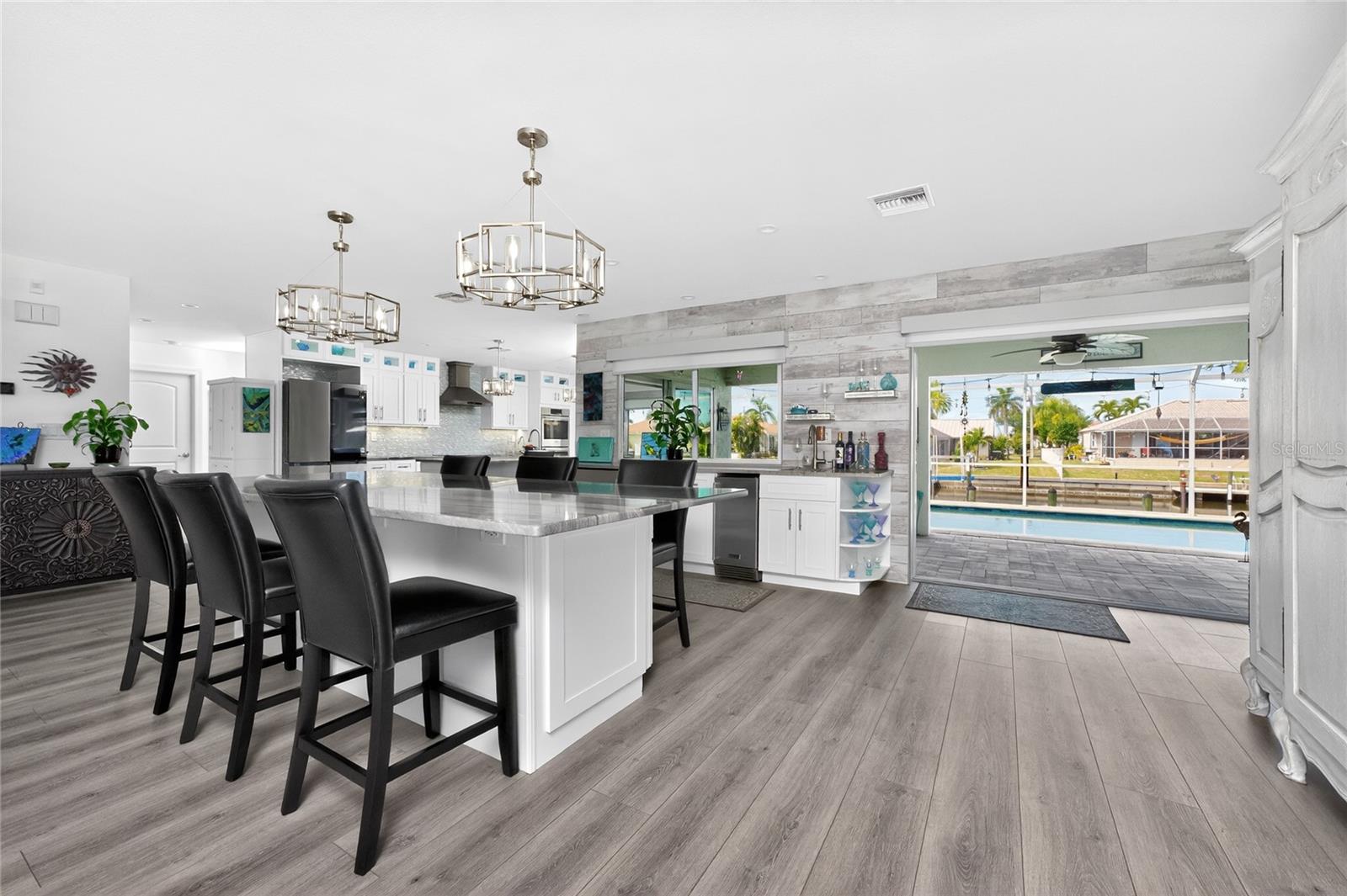 391 VIA ESPLANADE, PUNTA GORDA, FL, 33950