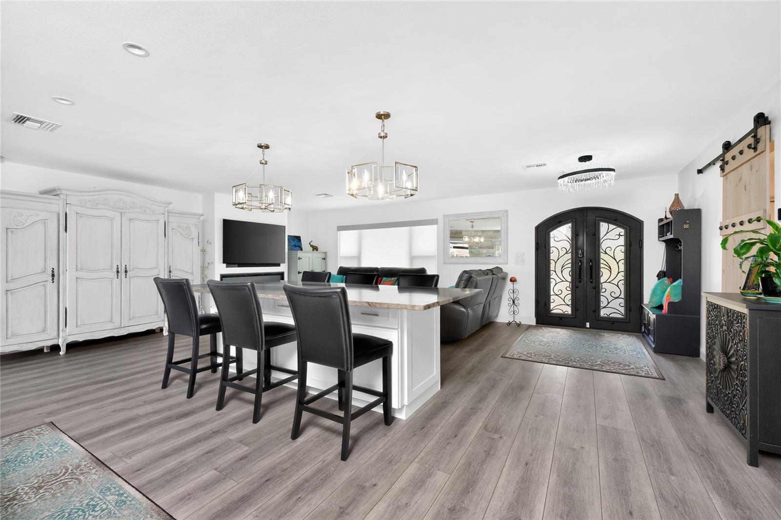 391 VIA ESPLANADE, PUNTA GORDA, FL, 33950