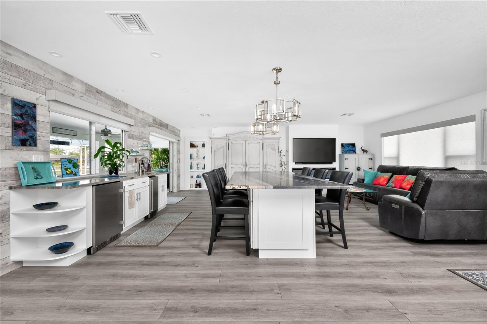 391 VIA ESPLANADE, PUNTA GORDA, FL, 33950
