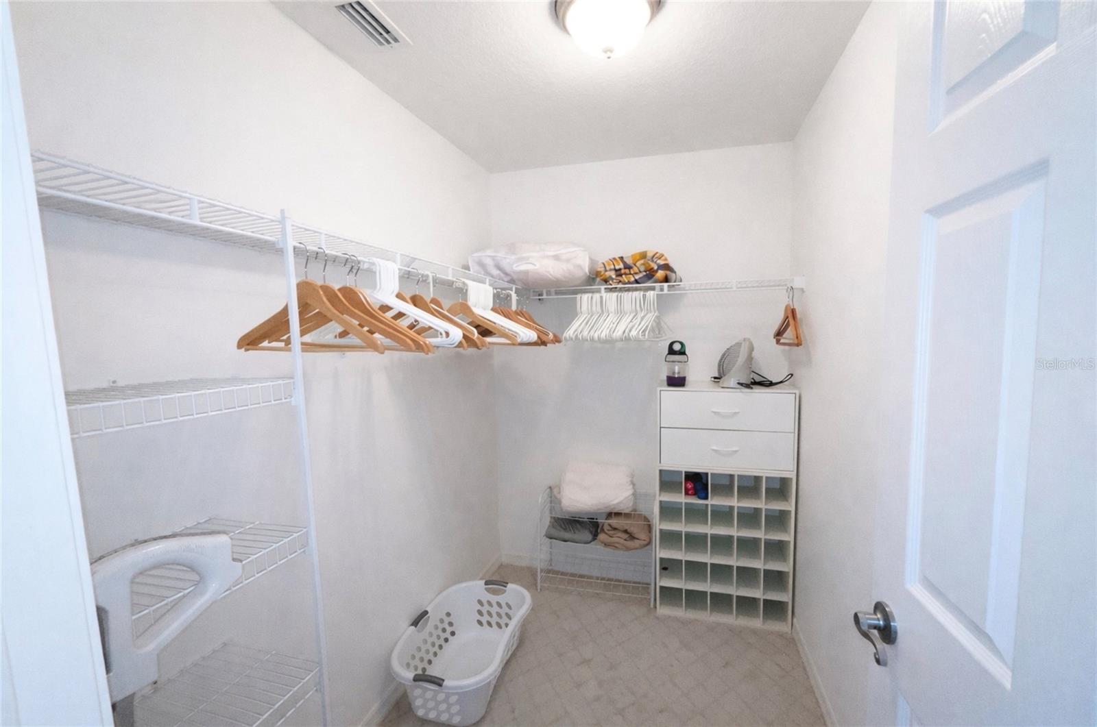 437 JARQUIN WAY, THE VILLAGES, FL, 32162