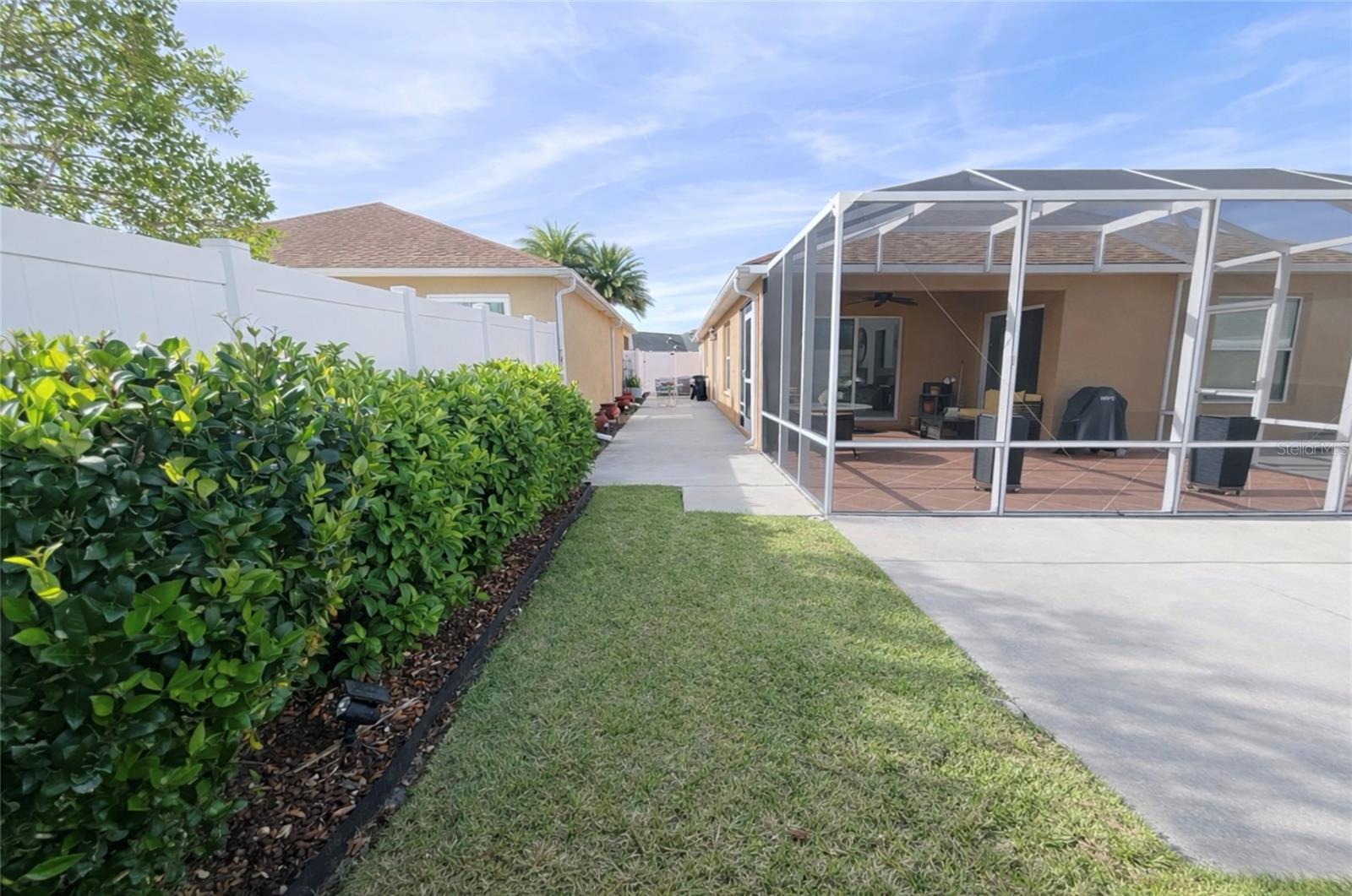 437 JARQUIN WAY, THE VILLAGES, FL, 32162