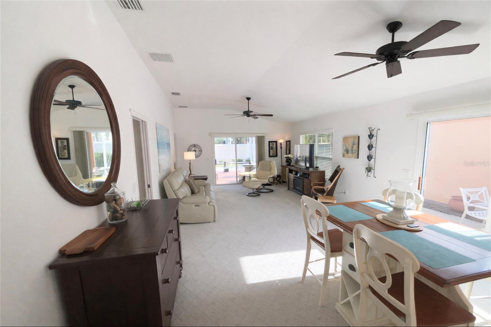 437 JARQUIN WAY, THE VILLAGES, FL, 32162