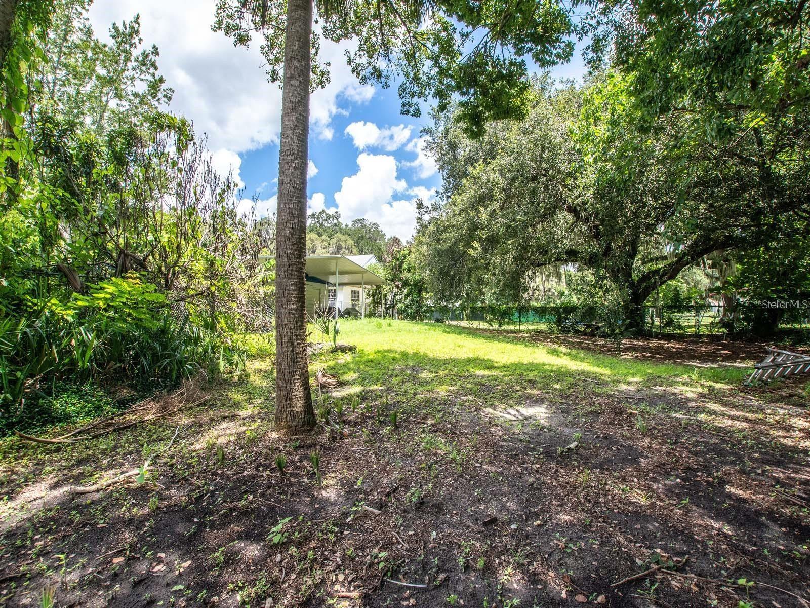 404 PERKINS ST, LEESBURG, FL, 34748