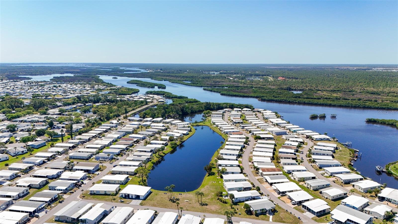 212 MARTINIQUE RD, NORTH PORT, FL, 34287