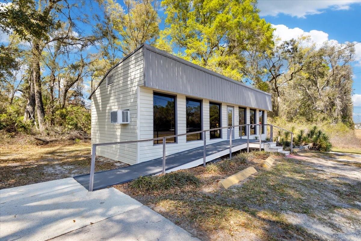 16648 NW US HIGHWAY 19, TRENTON, FL, 32693