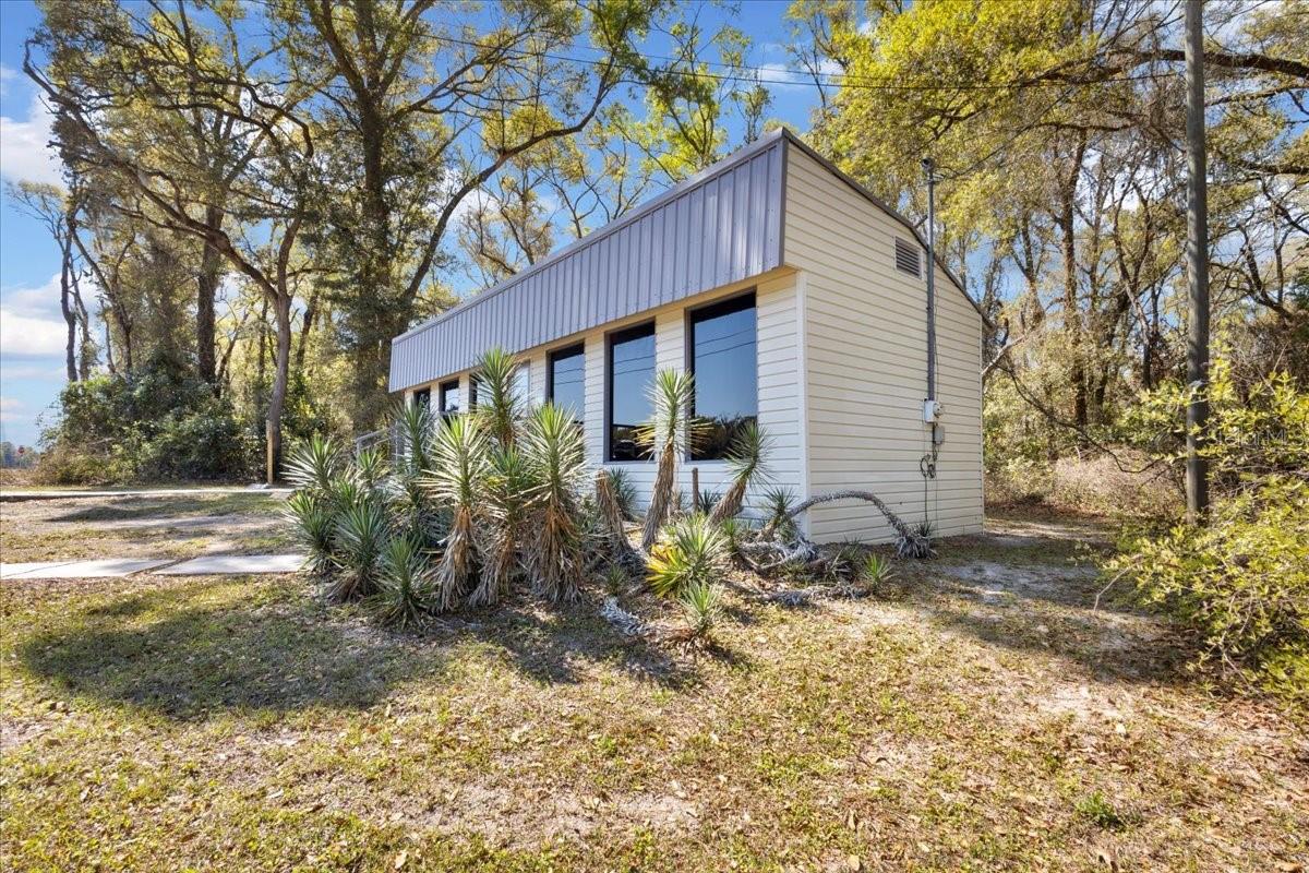 16648 NW US HIGHWAY 19, TRENTON, FL, 32693