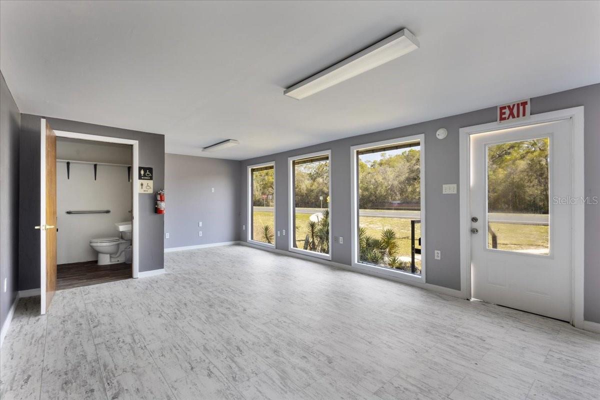 16648 NW US HIGHWAY 19, TRENTON, FL, 32693