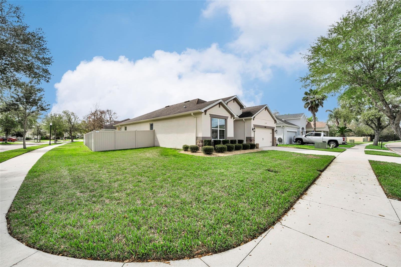 21654 BILLOWY JAUNT DR, LAND O LAKES, FL, 34637